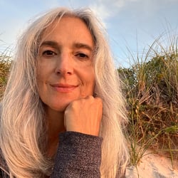 About Bella Brooks Love Coach - Sexuality Coach and Educator